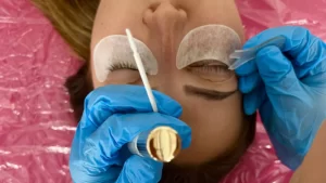 Lavoro su Modella Laminazione Lavoro su Modella Laminazione