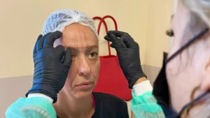 Progettazione sopracciglio Dermopigmentazione Progettazione sopracciglio Dermopigmentazione